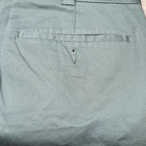 J. Crew Factory 7" flex chino shorts in Dark Eucalyptus size 36 NWOT- Flaw - Picture 8 of 14
